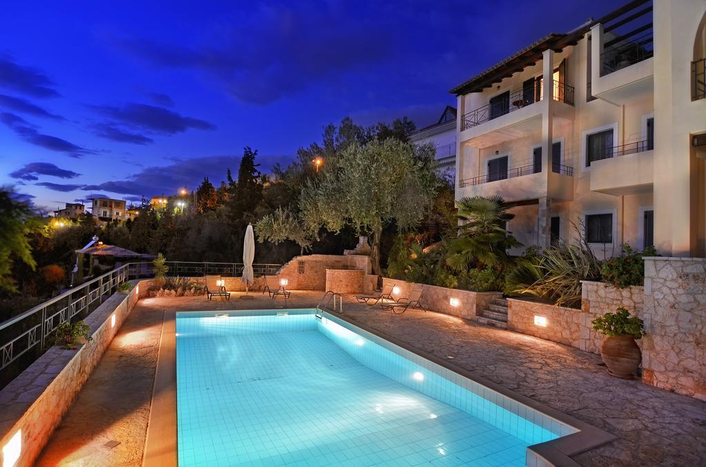 Niriides Luxury Apartments Сивота Экстерьер фото