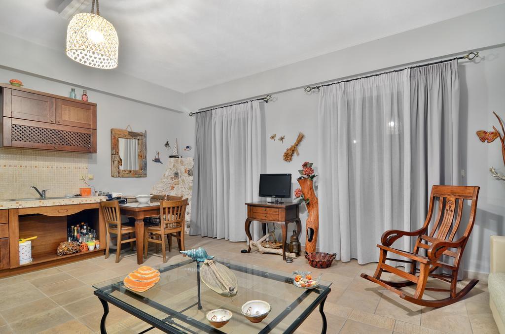 Niriides Luxury Apartments Сивота Экстерьер фото